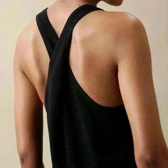 BANANA REPUBLIC REVERSE CROSS-BACK TANK - Picture 3 of 10